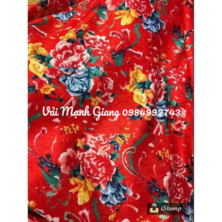 Vải gấm hoa con công 2 màu xanh - đỏ