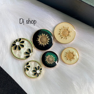 NÚT kim loai HOA CÚC CHẤT LIỆU SÁNG CAO CẤP