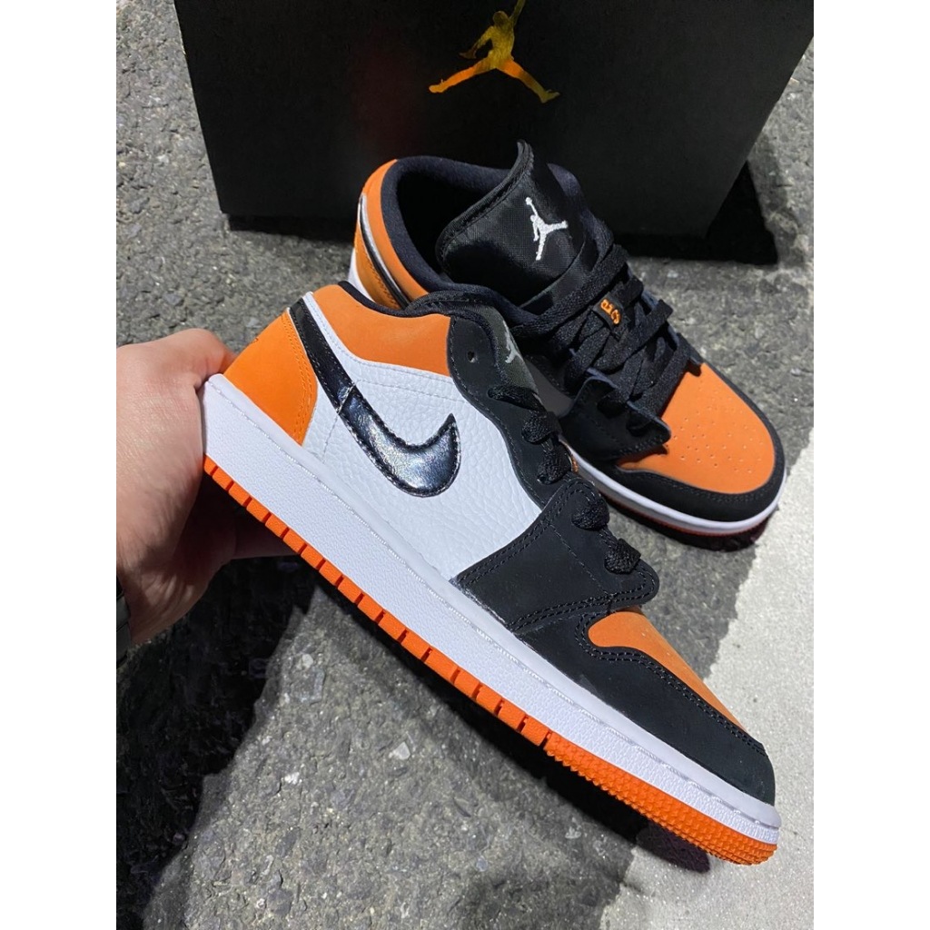 （Sản phẩm chính hãng)Giày thể thao nam nữ giày-Nike Air Jordan 1 Low Golf AJ1