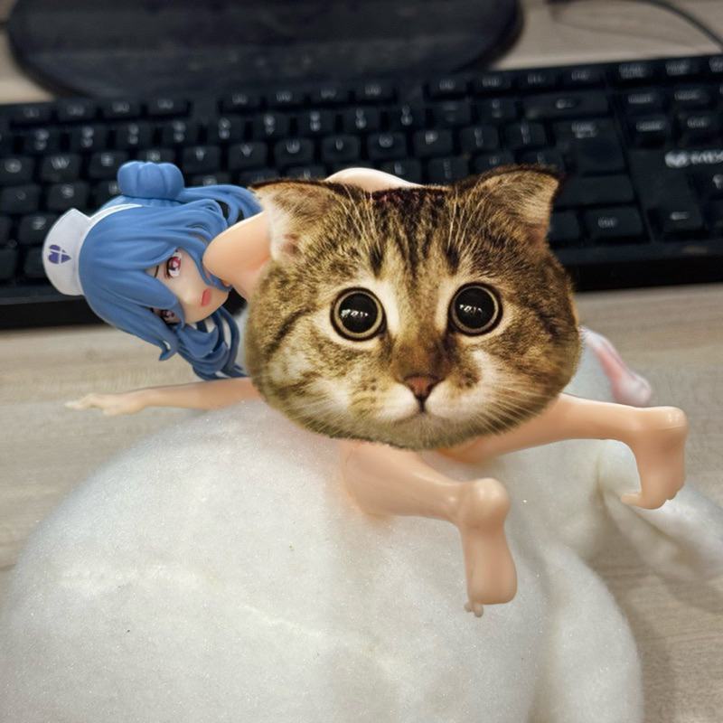 Mô hình nhân vật trong after date