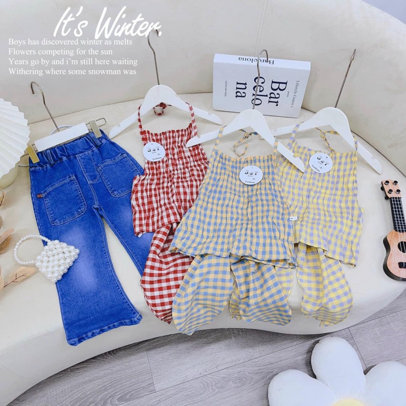 Sét jean cổ yếm quần ống suông bé gái