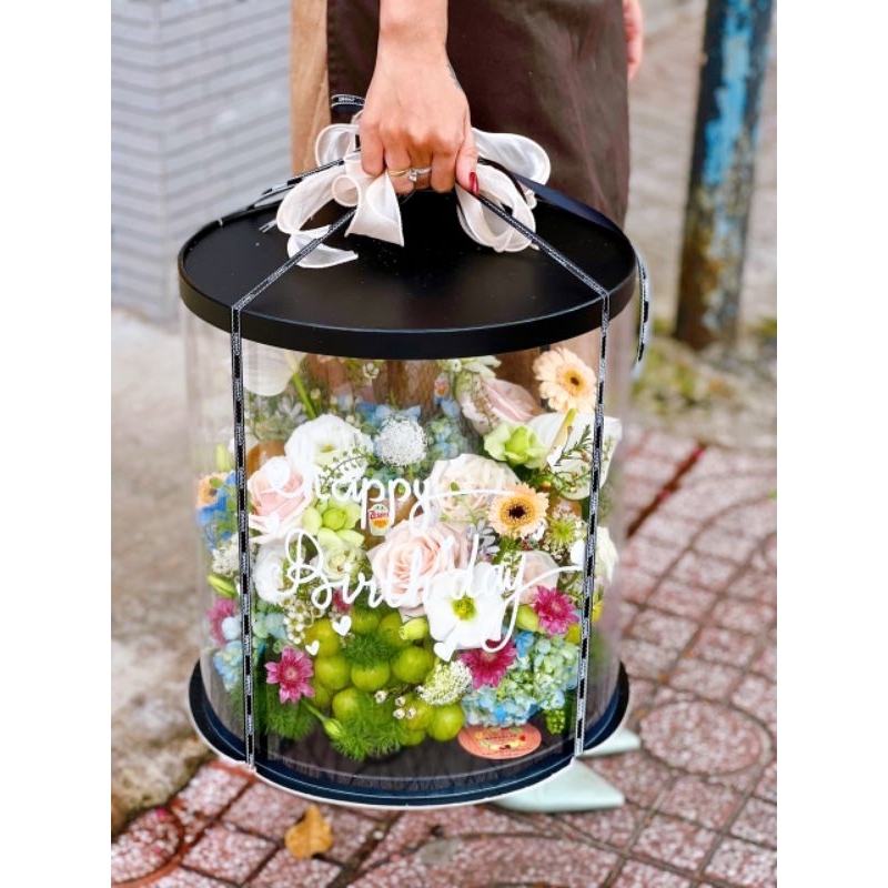 Hộp mica trụ tròn 4 tầng đựng bánh kem, hoa, quà tặng