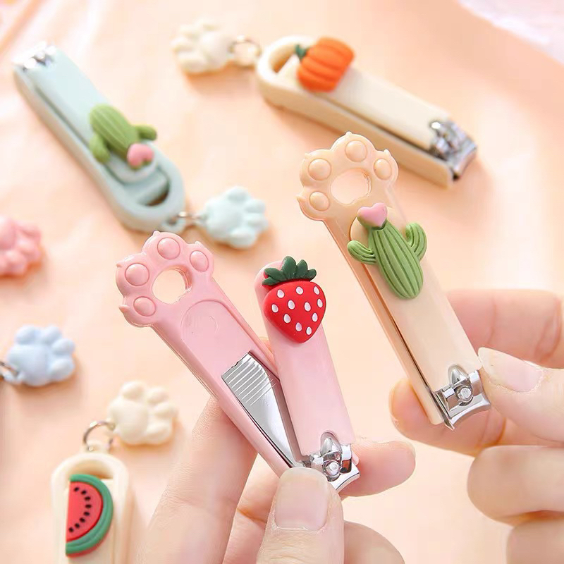 Bấm Móng Tay Chân Có Lỗ Treo Tặng Kèm 1 Hình Dán Nổi Cute