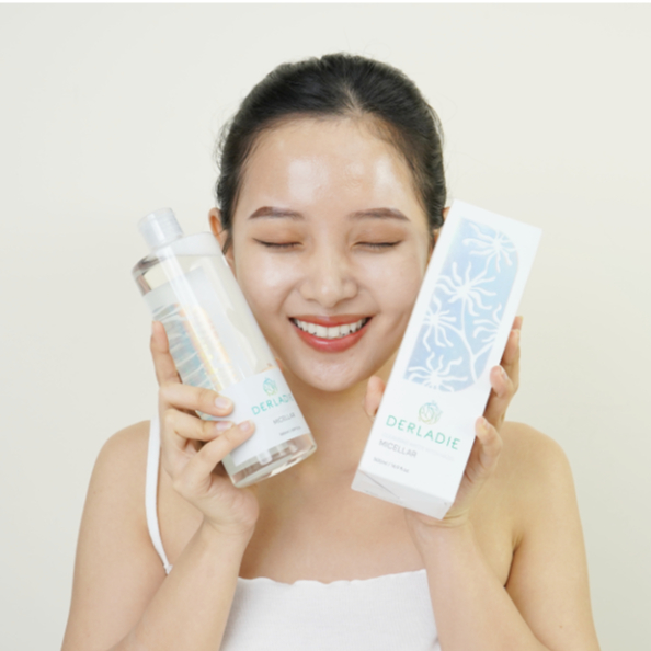 Nước Tẩy Trang Derladie Witch Hazel Cleansing Water