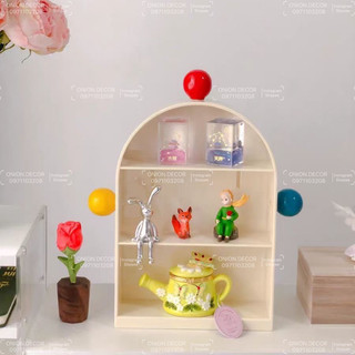 Kệ vòm 3 tầng để bàn treo tường kèm 3 quả cầu decor phòng ngủ