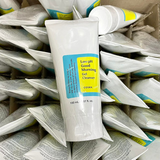 Sữa Rửa Mặt Tẩy Da Chết Hóa Học Cosrx Low PH Good Morning Gel Cleanser