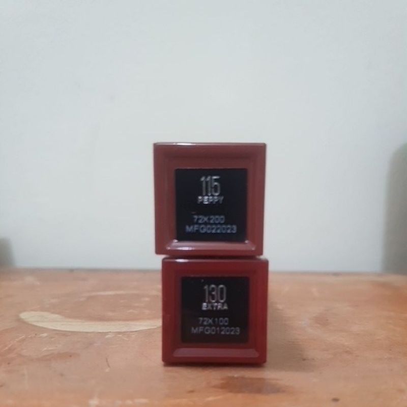 Son Maybelline Vinyl Ink màu 130, 115