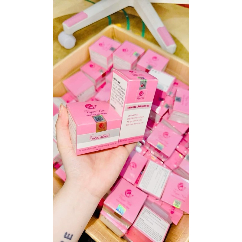 Bộ Kem Face HOA HỒNG NGỌC NỮ