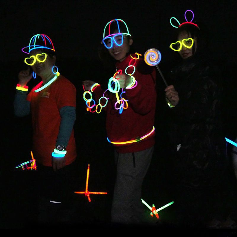 Hộp 100 que phát sáng , glow stick 100 pcs