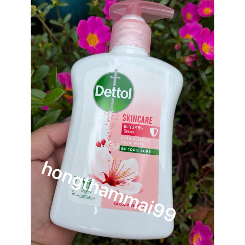nước rửa tay Dettol hương hoa 250ml