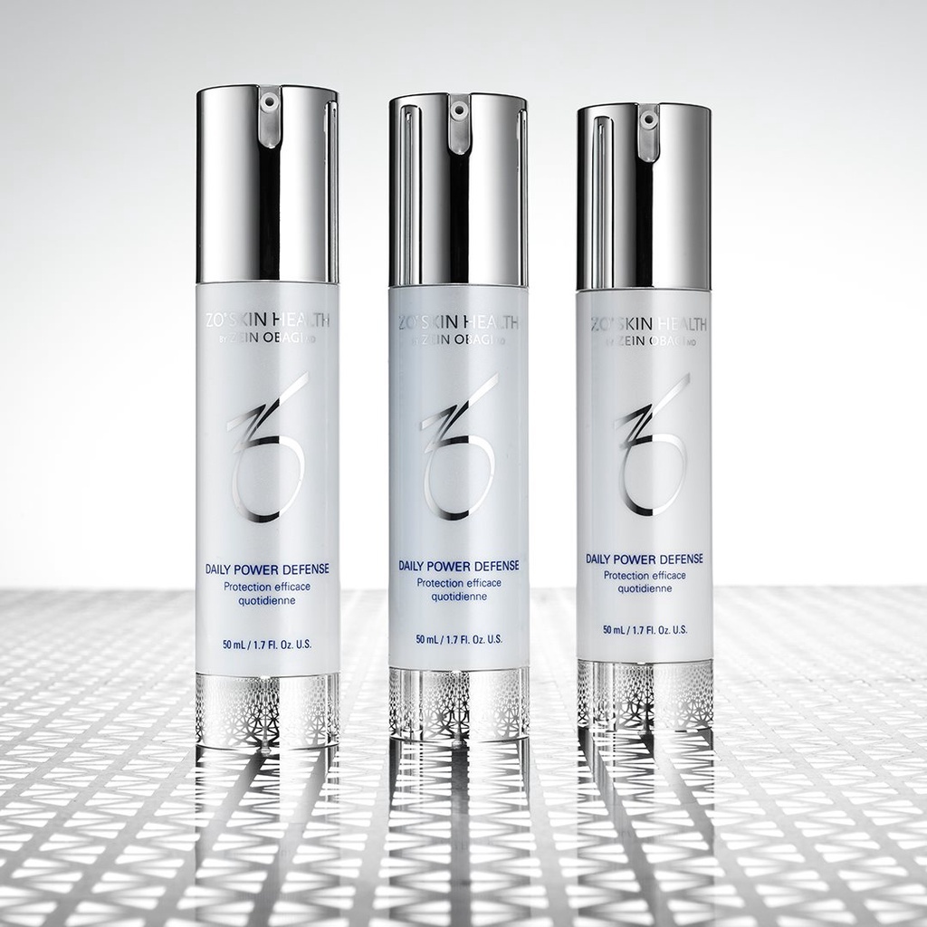 Kem phục hồi da Zo DAILY POWER DEFENSE chống lại các nếp nhăn và tăng cường sức khỏe làn da