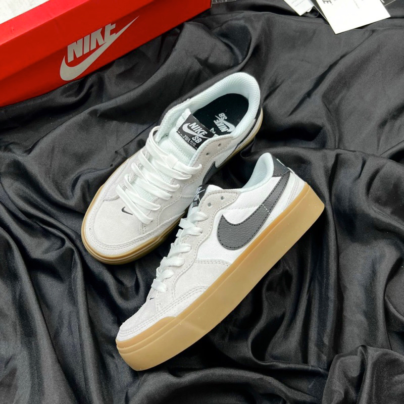 GIÀY BLAZER POGO WHITE BLACK ĐẾ GUM LAI AU