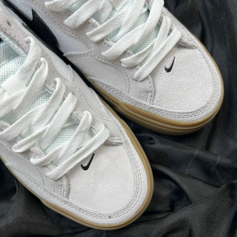 GIÀY BLAZER POGO WHITE BLACK ĐẾ GUM LAI AU