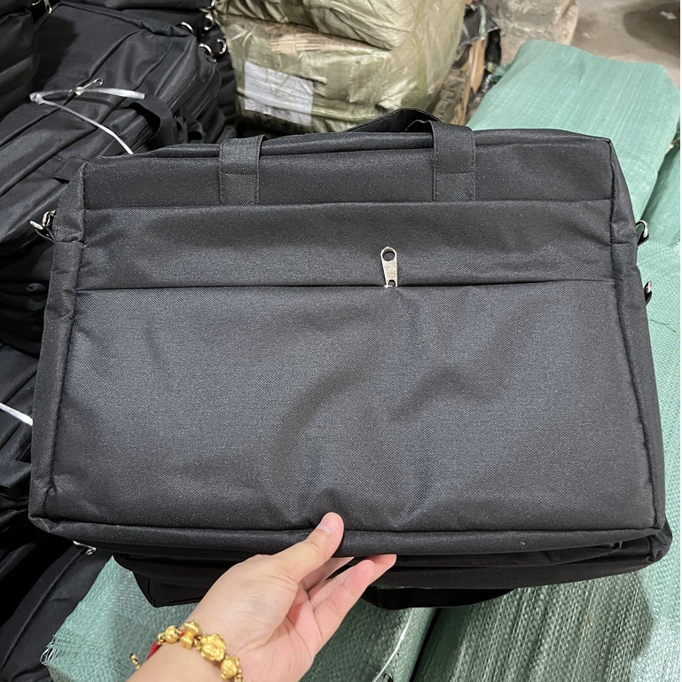 Cặp túi xách đựng laptop macbook Coobell 15.6 inch hàng dày dặn nhiều logo giao ngẫu nhiên full túi bóng ARRIGATO