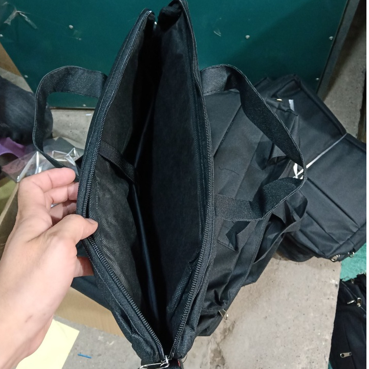 Cặp túi xách đựng laptop macbook Coobell 15.6 inch hàng dày dặn nhiều logo giao ngẫu nhiên full túi bóng ARRIGATO