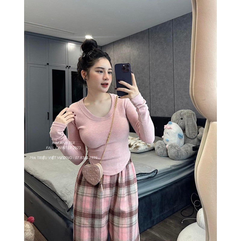Set Áo Len Quần Kẻ Hồng Kim Anh Bùi
