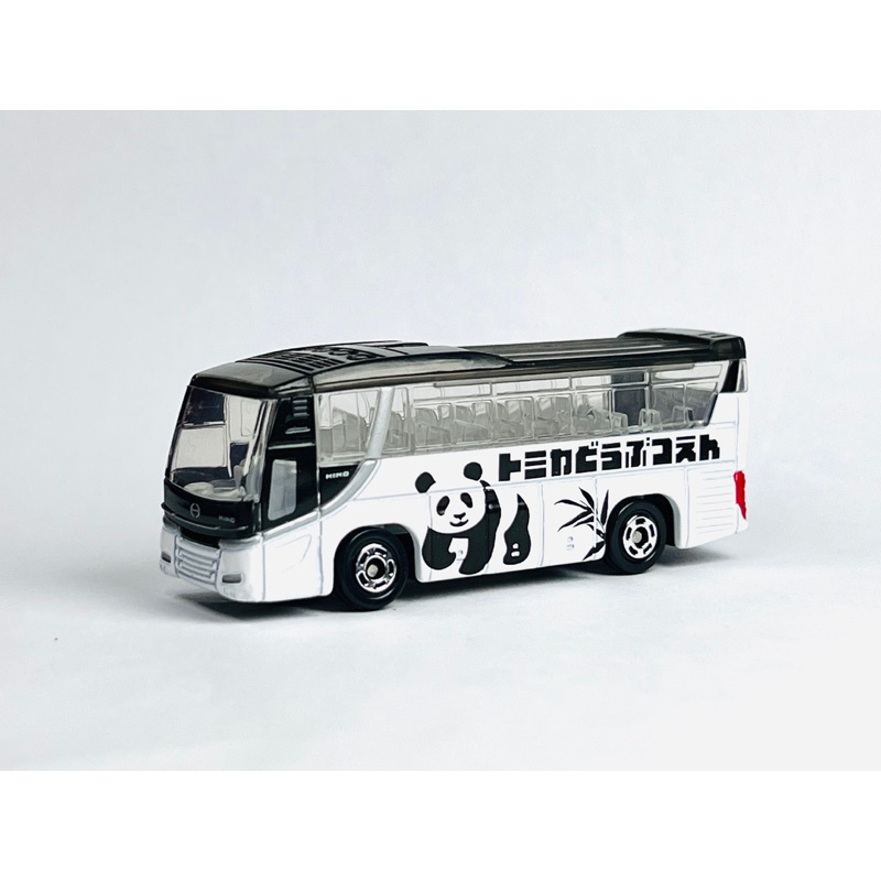 Hobby Store xe mô hình Tomica Hino Selega Bus - Xe Buýt Hoạ Tiết Gấu Trúc Trắng