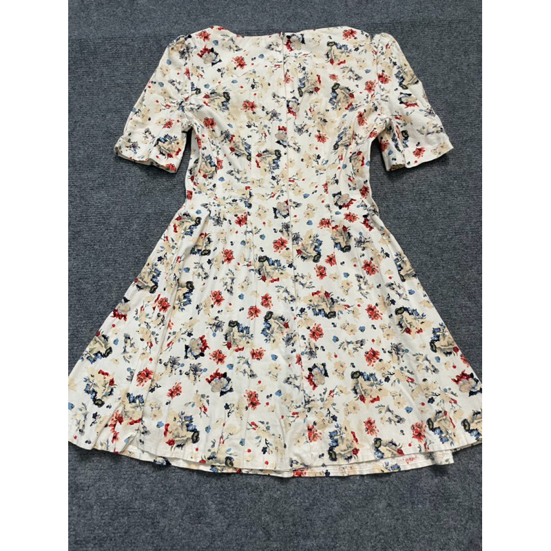 Đầm hoa tiểu thư dáng xoè chất dày dặn mới 90% - thanh lý pass váy 2hand