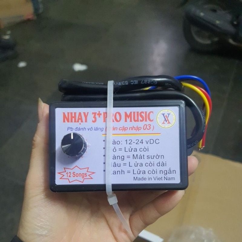 nhại 3 pro 12 tiếng và 8 tiếng