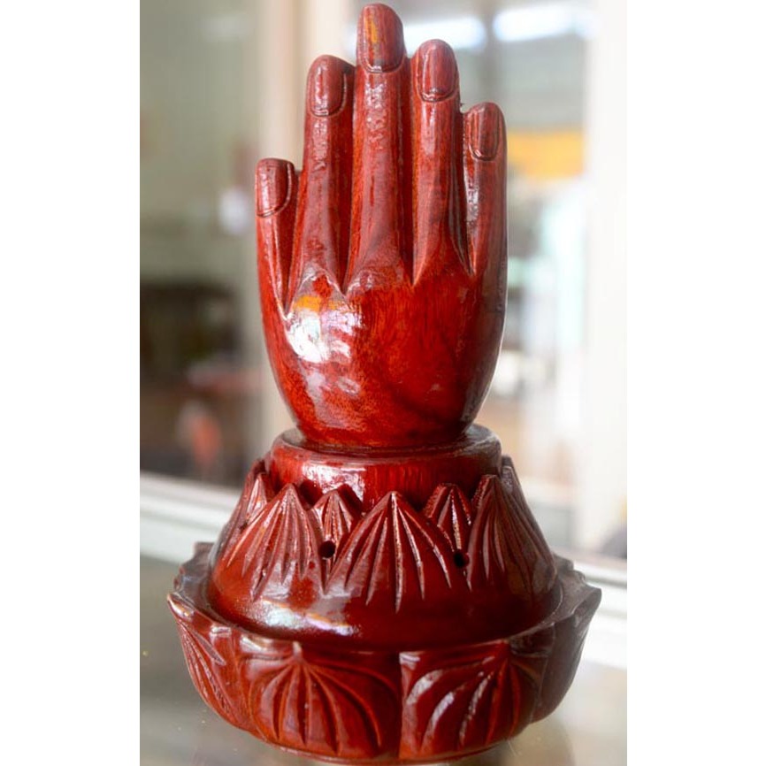 Lư xông trầm hương hình bàn tay Phật bằng gỗ sơn đen cao 19cm