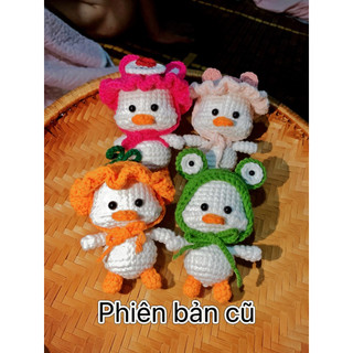 Móc khoá len / Vịt đội mũ ếch / Vịt đội nón (Ảnh thật)