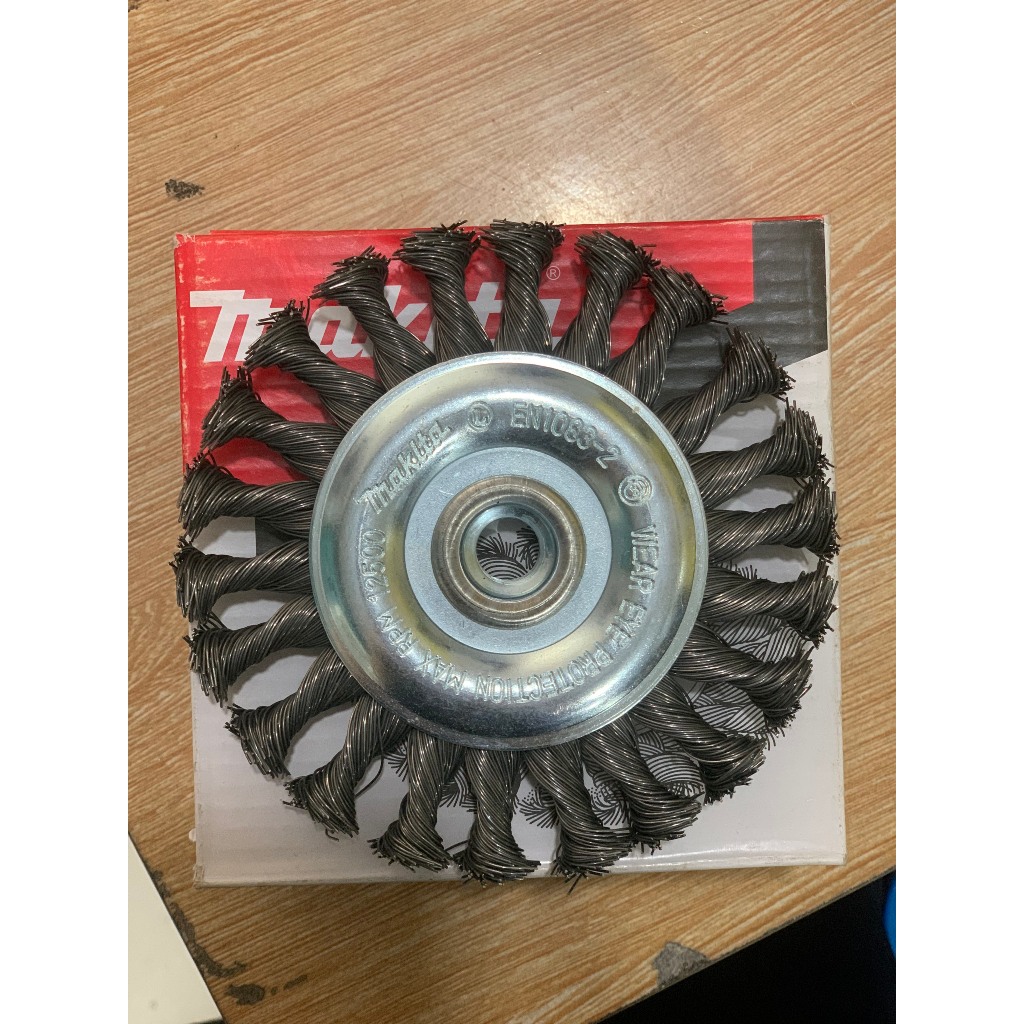 Bánh cước thép xoắn đánh gỉ Makita D-29577 - Hàng thanh lý