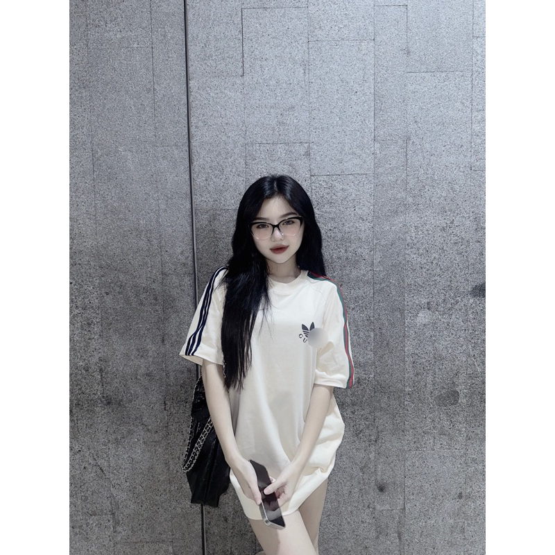 Áo Thun Gu.cci Phối Tay 3 Sọc Form Unisex Nam Nữ - Logo In Nổi Cao Su - Chất liệu 100% cotton co giãn 2 chiều Full Tag