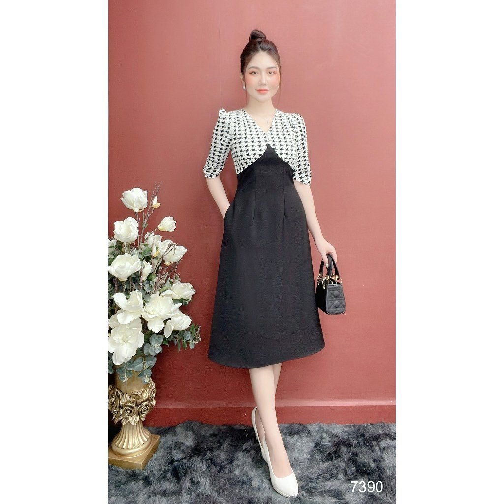 Đầm EMY EM7390 Xoè Đen Phối