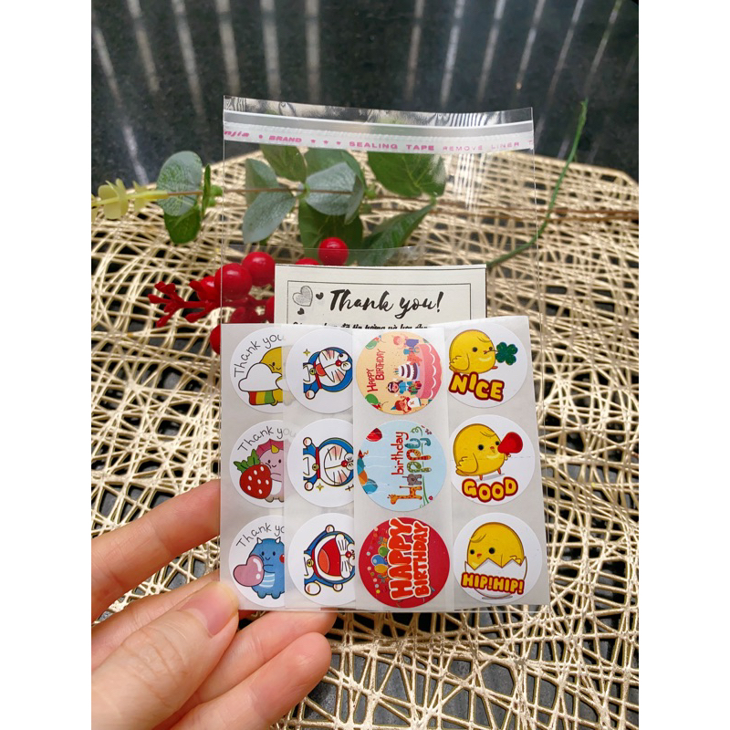 🌱 Seasonal Gift - 12 sticker ngẫu nhiên nhiều chủ đề, tem có sẵn keo dán mặt sau