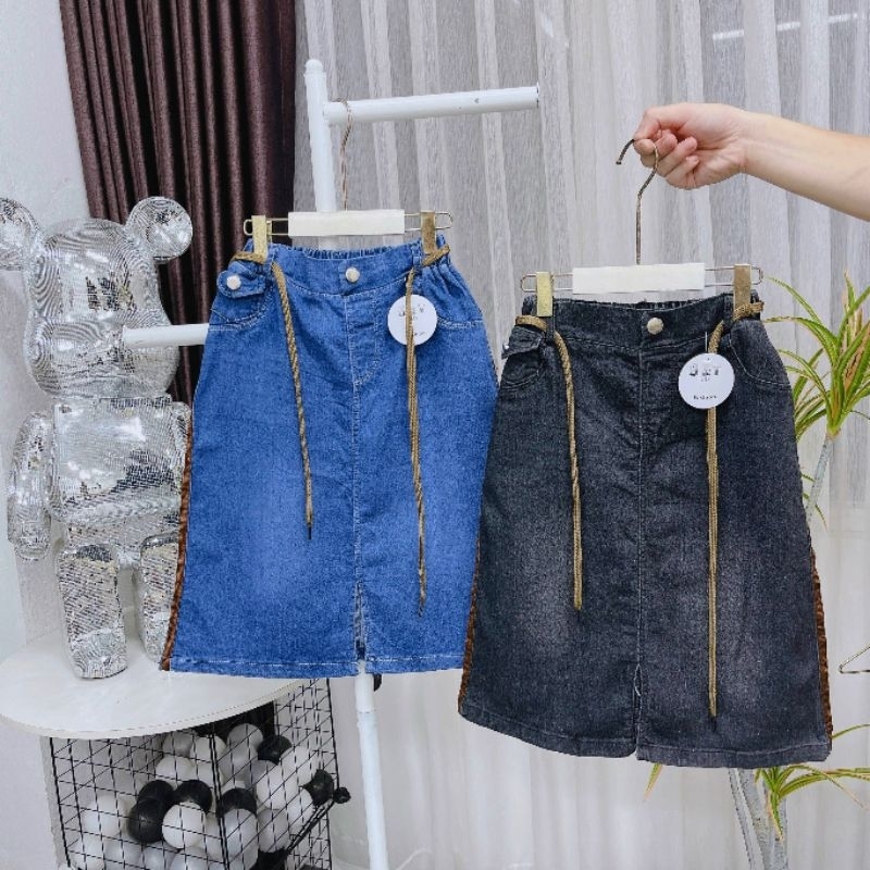 Chân váy bò lệch rách cho bé gái, chân váy jeans dài cho bé gái(18-35 kg)