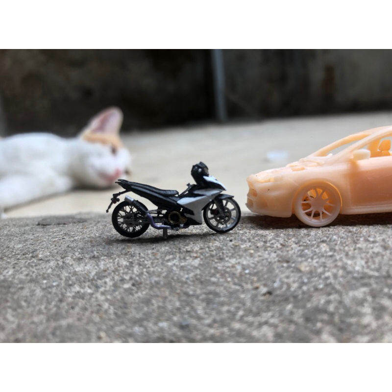Mô hình Exciter 150  tỉ lệ 1:64 - Scale 1:64