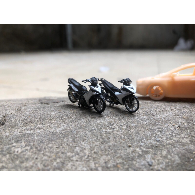 Mô hình xe Exciter 135  / LC135 v2 tỉ lệ 1:64 - Mô hình xe máy tỉ lệ 1:64 | Scale 1:64