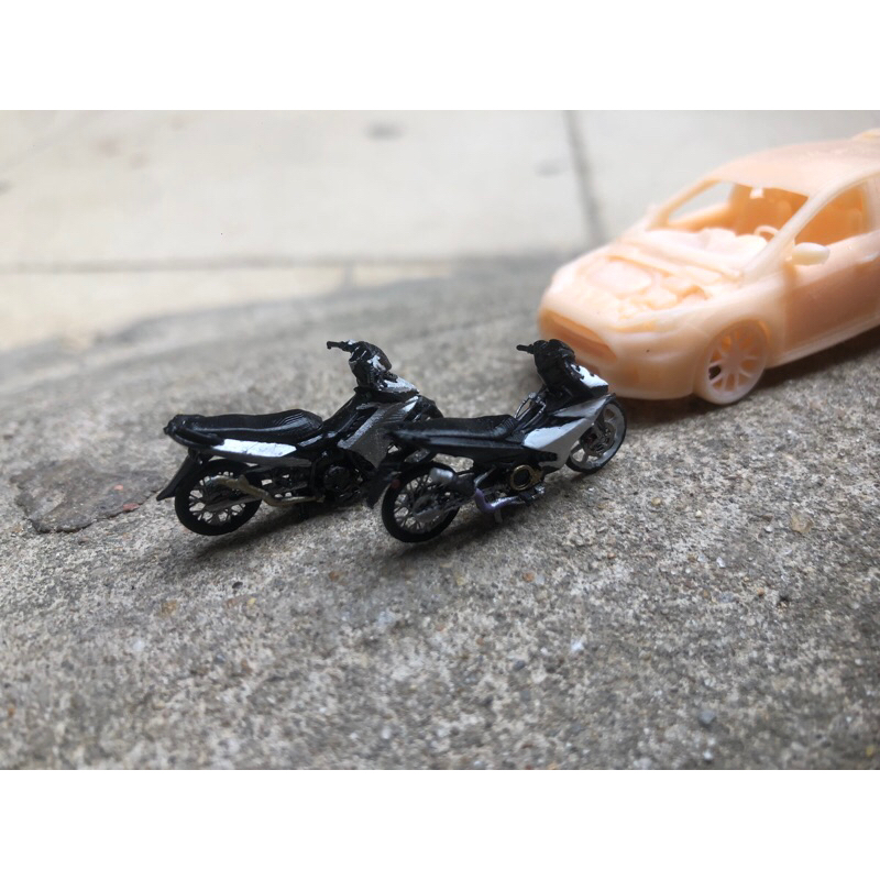 Mô hình xe Exciter 135  / LC135 v2 tỉ lệ 1:64 - Mô hình xe máy tỉ lệ 1:64 | Scale 1:64