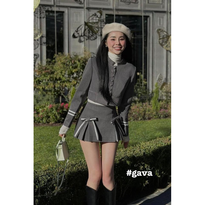 Set vest chân váy nơ xám