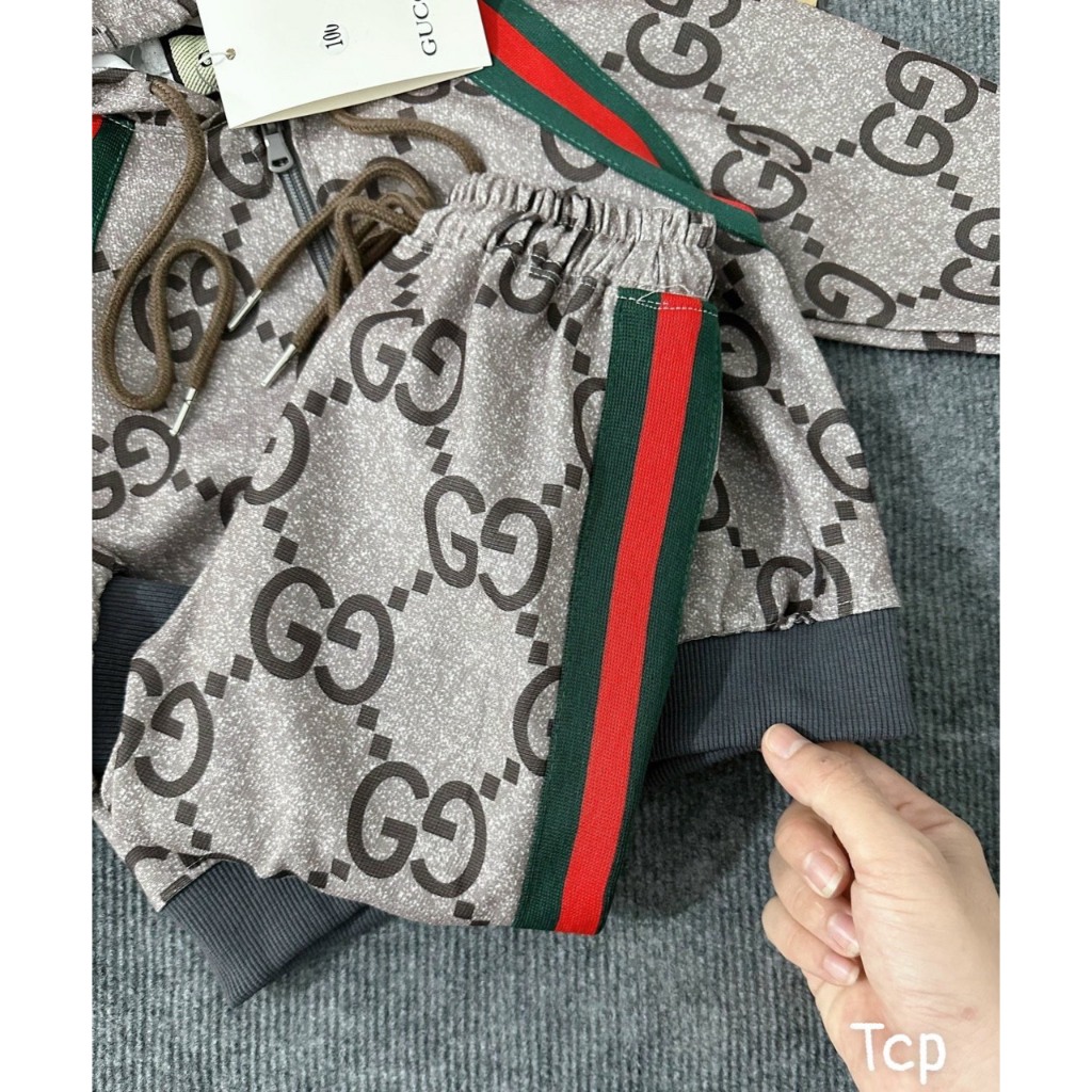 BỘ NỈ KHÓA MŨ G.CC XÁM BÉ TRAI- A419