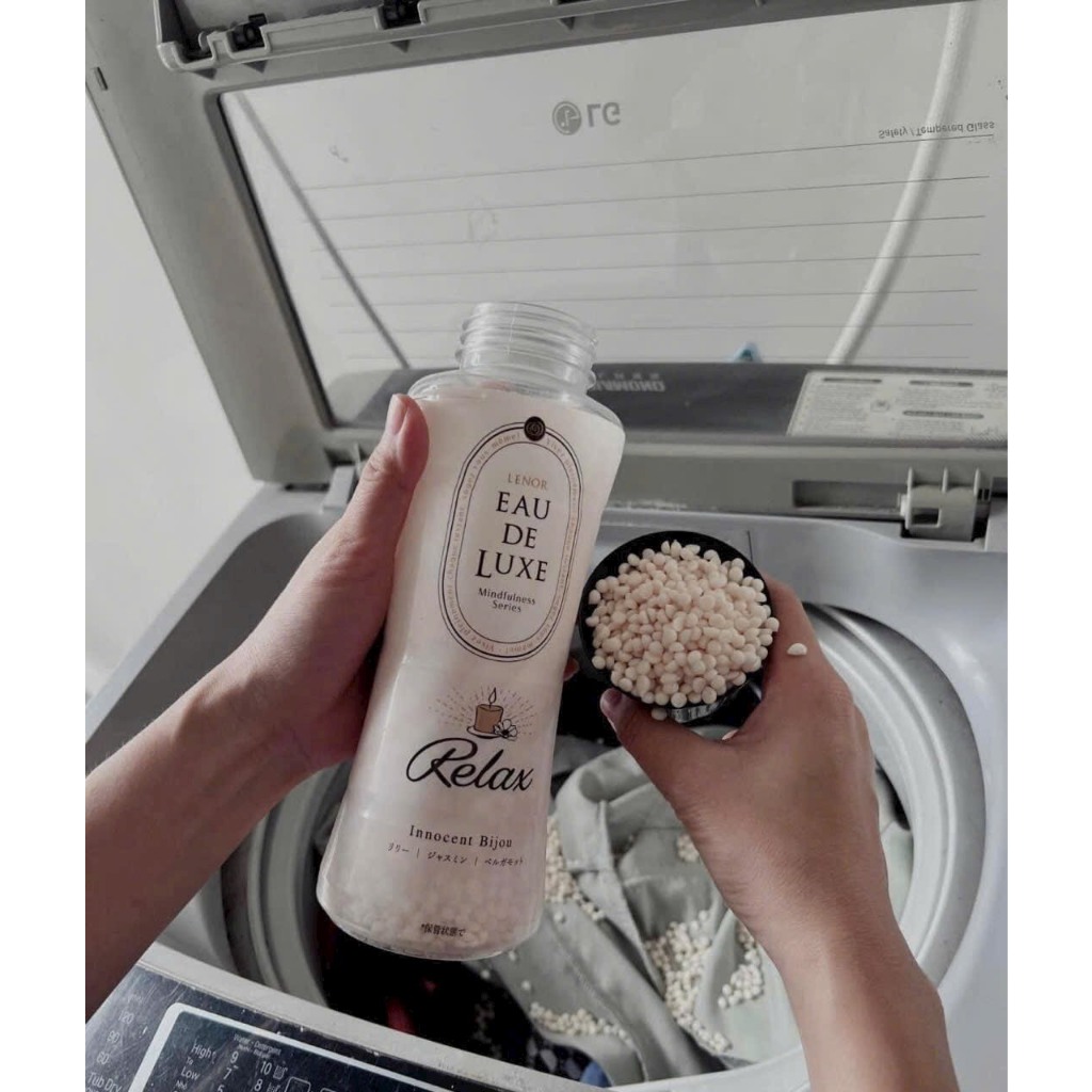 Viên Xả Vải Khô Hương Nước Hoa Cao Cấp LENOR Eau De Luxe Relax Nhật