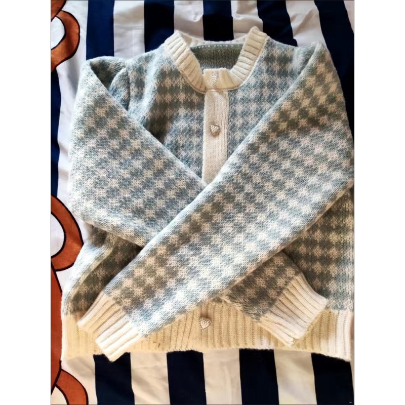 Áo cardigan len nữ thích hợp thời trang thu đông 2023 khí chất mới mỏng phong cách phương Tây hàng Quảng Chau năm 2023
