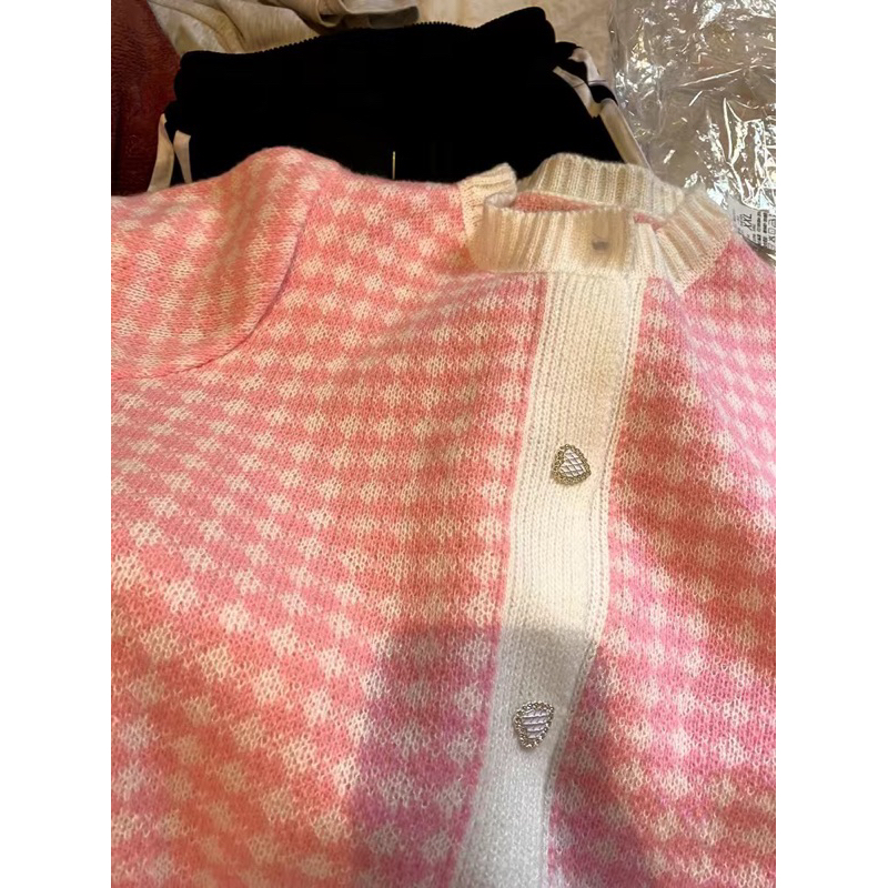 Áo cardigan len nữ thích hợp thời trang thu đông 2023 khí chất mới mỏng phong cách phương Tây hàng Quảng Chau năm 2023