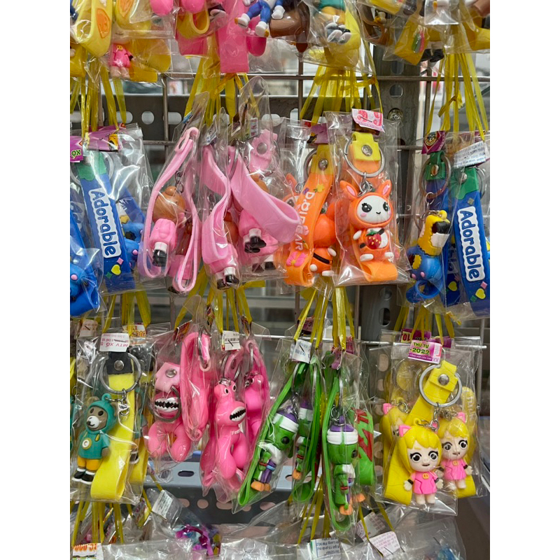 Móc khoá hoạt hình nhiều mẫu siêu kute vòng móc khoá dày dặn