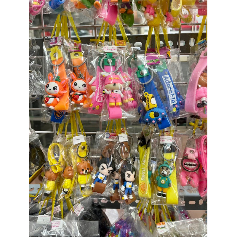 Móc khoá hoạt hình nhiều mẫu siêu kute vòng móc khoá dày dặn