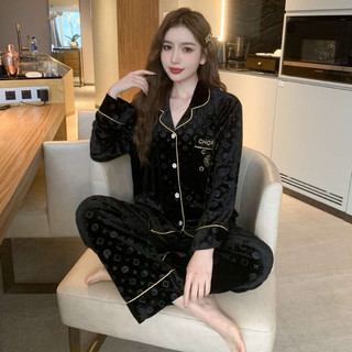 Bộ Ngủ Nhung viền vàng
