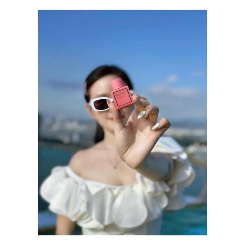 Nước Hoa Vùng Kín Cô Bé Cao Cấp Whisis Sweet Girl Inner 5ml Ngọt Ngào Tinh Tế Lưu Hương 48H