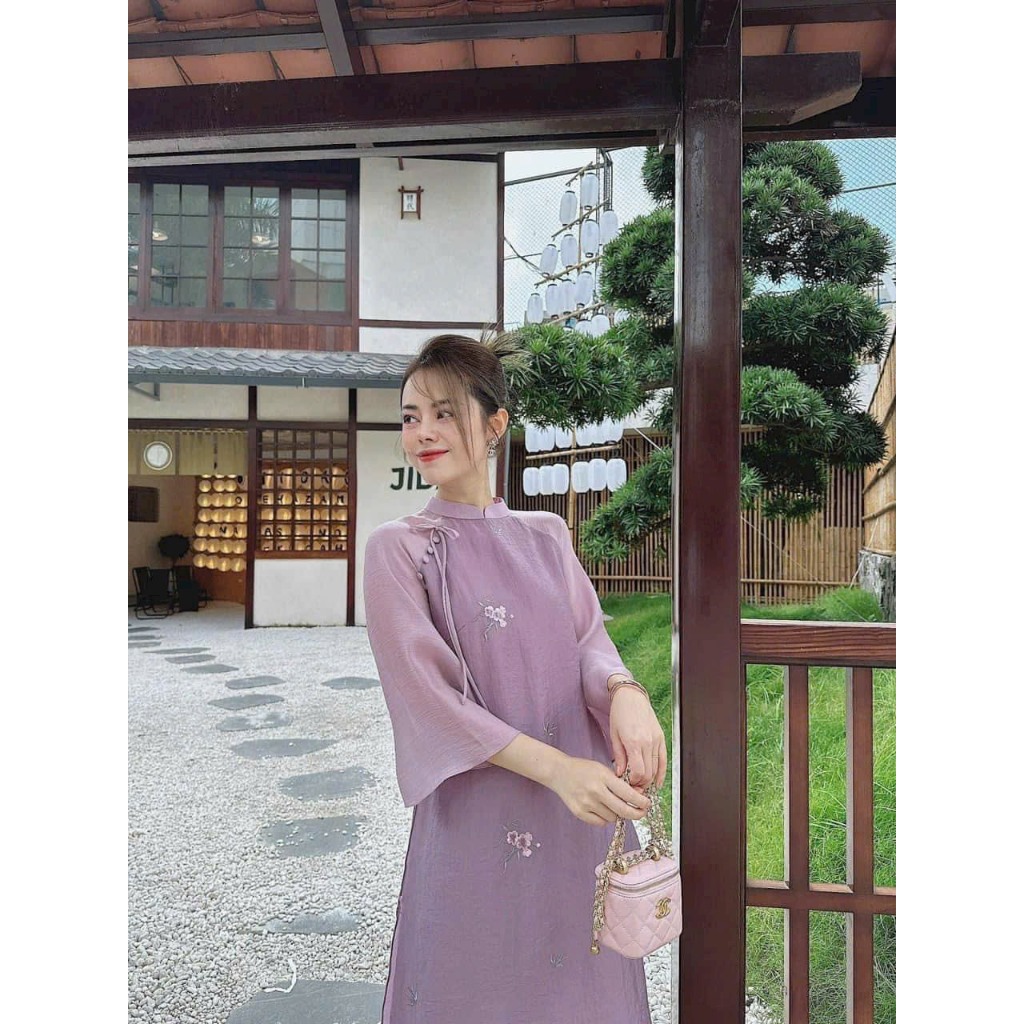 Sét áo dài cách tân thêu hoa nổi tay lỡ - 247store.vn - AodaitheuAD22_P13K5