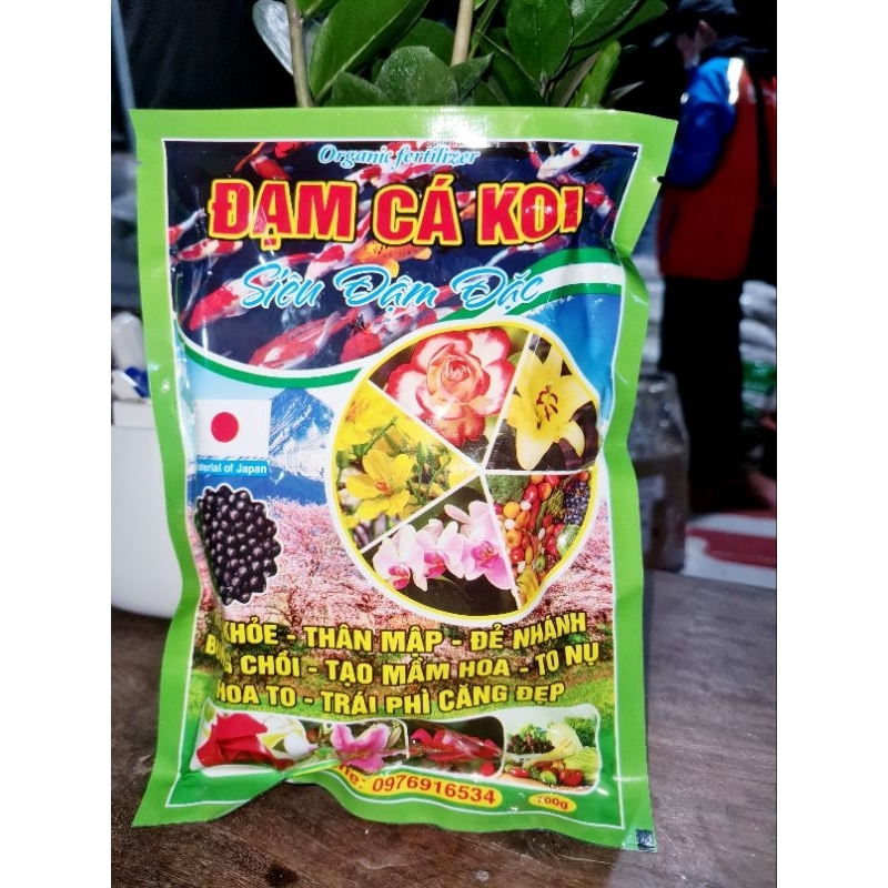 Phân hữu cơ Đạm Cá Koi siêu đậm đặc gói 700gr