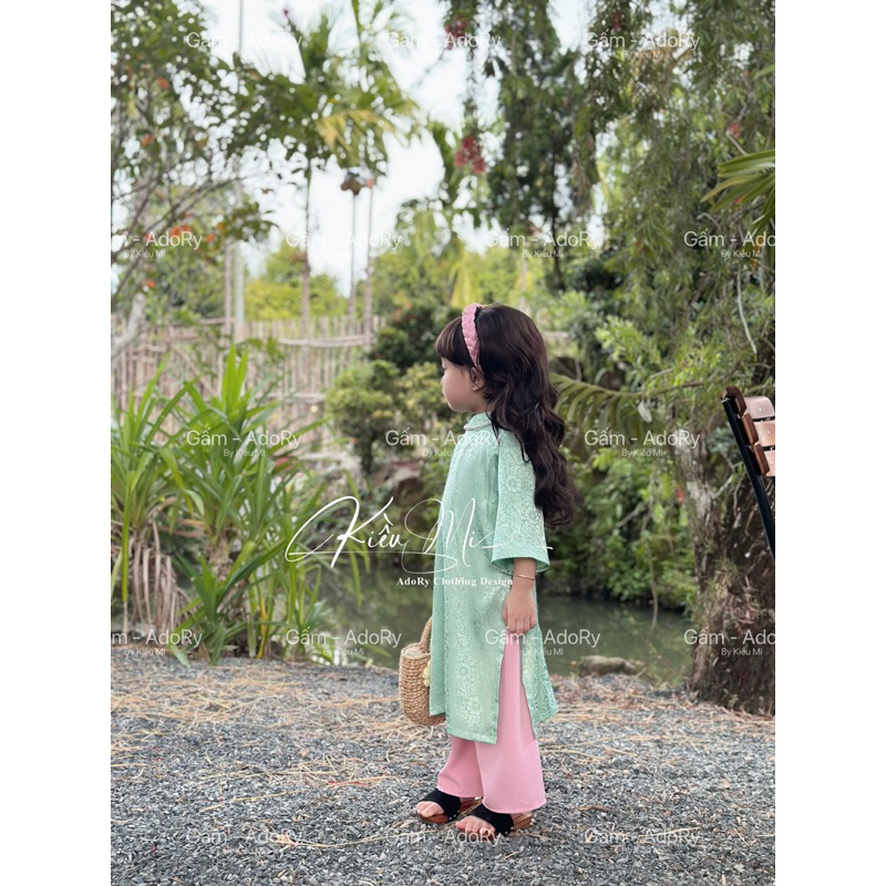 Áo dài cổ trụ gồm Áo, Quần và Cài cho bé gái 8-40kg