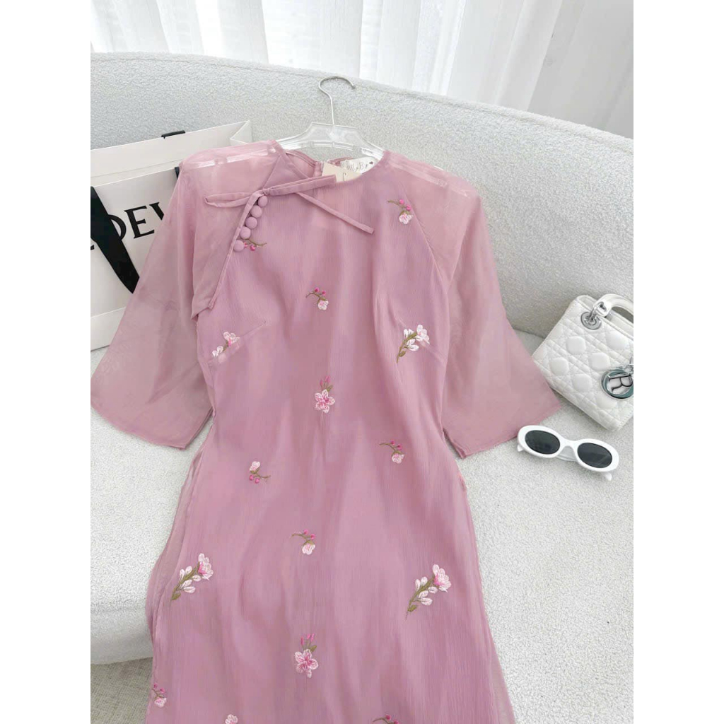 SET Áo dài tơ hồng thêu hoa tay lỡ kèm Quần lụa diện Tết NÀNG CLOSET