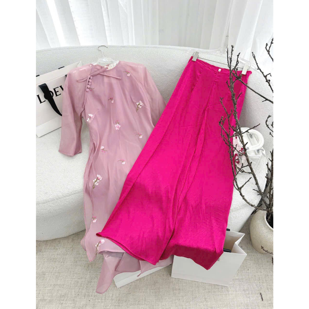 SET Áo dài tơ hồng thêu hoa tay lỡ kèm Quần lụa diện Tết NÀNG CLOSET