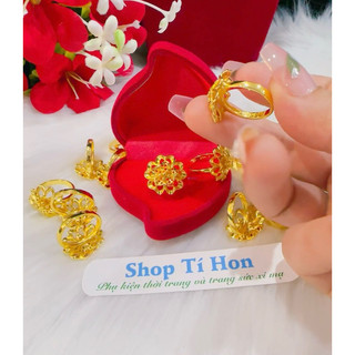 Nhẫn hoa 1 chỉ xi vàng 24 cao cấp nhẫn có khắc kí hiệu 24,k