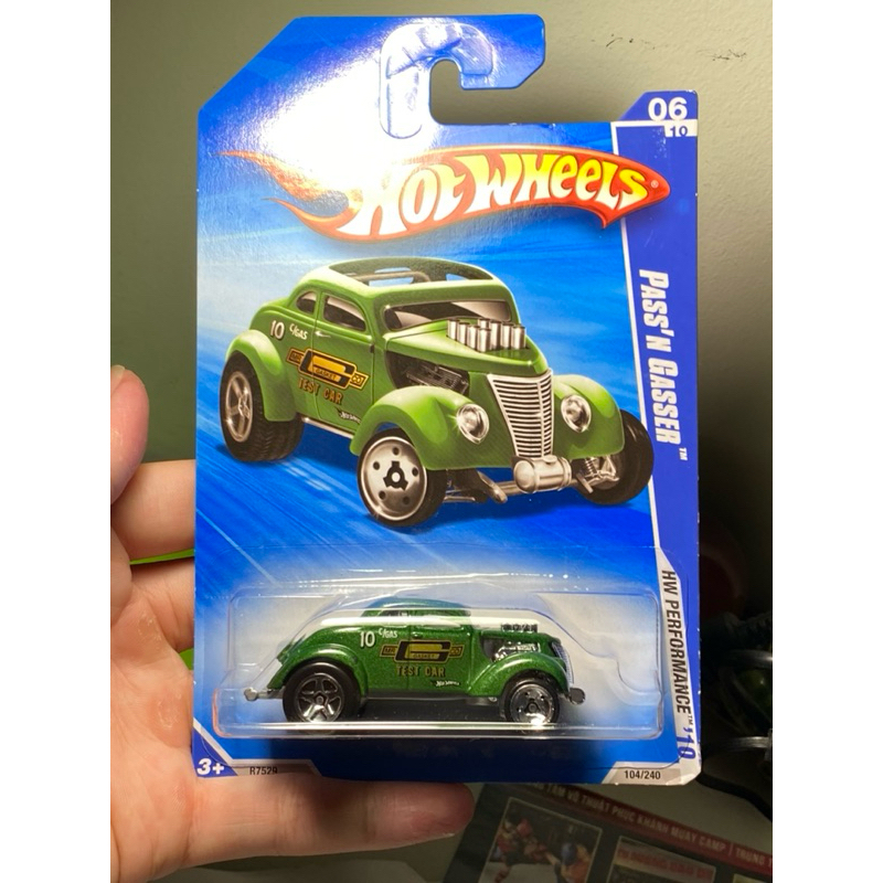 Hotwheels Pass’N Gasser 2010