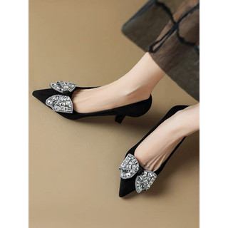 Giày cao gót nữ mũi nhọn đính charm nơ đá có bigsize 40 41 42 cho nàng ngoại cỡ - TOFFLY SHOES
